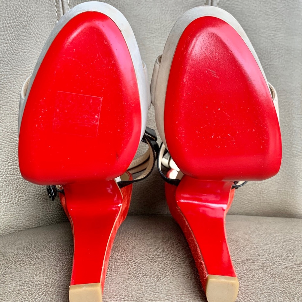 ♥️SOLD♥️💯CL SUMMERISSIMA STRAPPY HEELS 140 38 1/2 - Picture 8 of 8